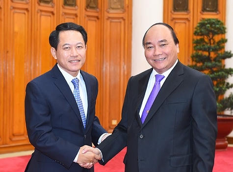 Thủ tướng tiếp Bộ trưởng Ngoại giao Lào. (Ảnh: VGP)