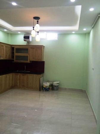Nhà vừa mới hoàn thiện, chưa ở.