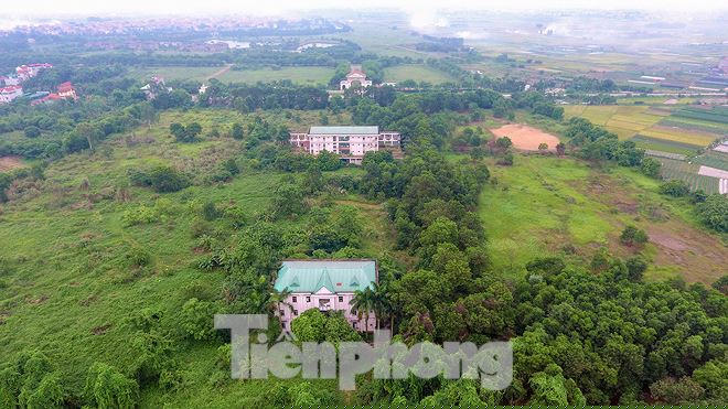 Ngày 28/11/2013, UBND TP. Hà Nội ban hành Quyết định số 7176/QĐ-UBND về việc phê duyệt Dự án đầu tư xây dựng công trình Bệnh viện đa khoa tại huyện Mê Linh (Hà Nội).