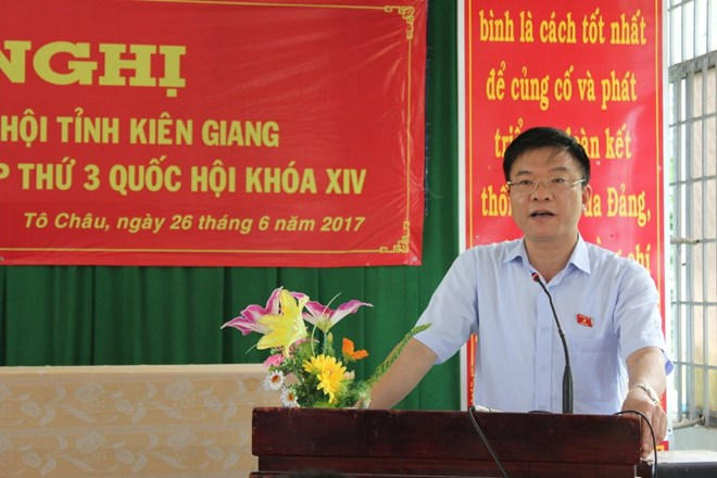 Bộ trưởng Lê Thành Long phát biểu.