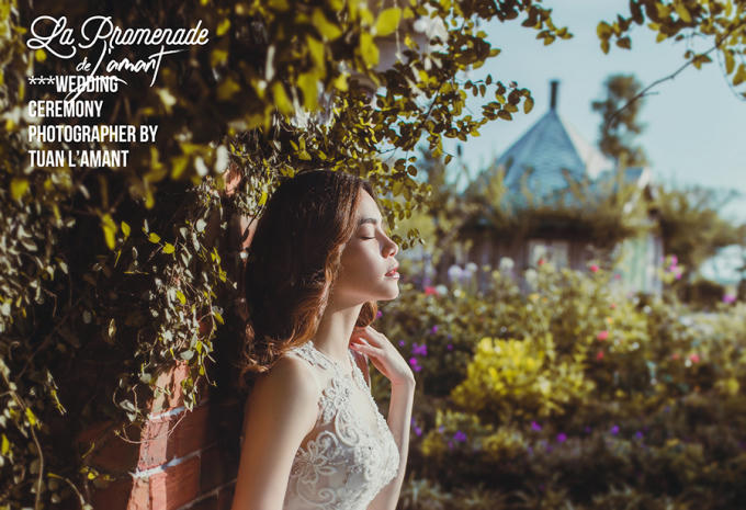 Hồ Ngọc H&agrave; &lsquo;h&oacute;a&rsquo; th&agrave;nh c&ocirc; d&acirc;u gợi cảm v&agrave; quyến rũ