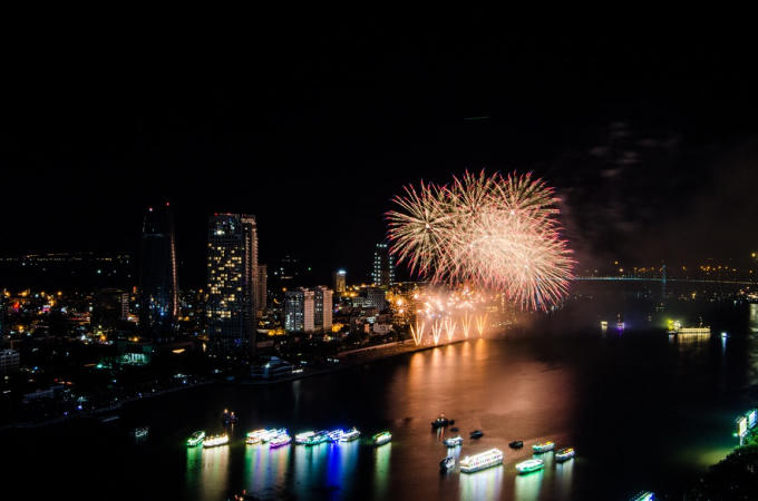 Màn bắn của đội vô địch năm 2015 được ví von "buổi hòa nhạc sống động"