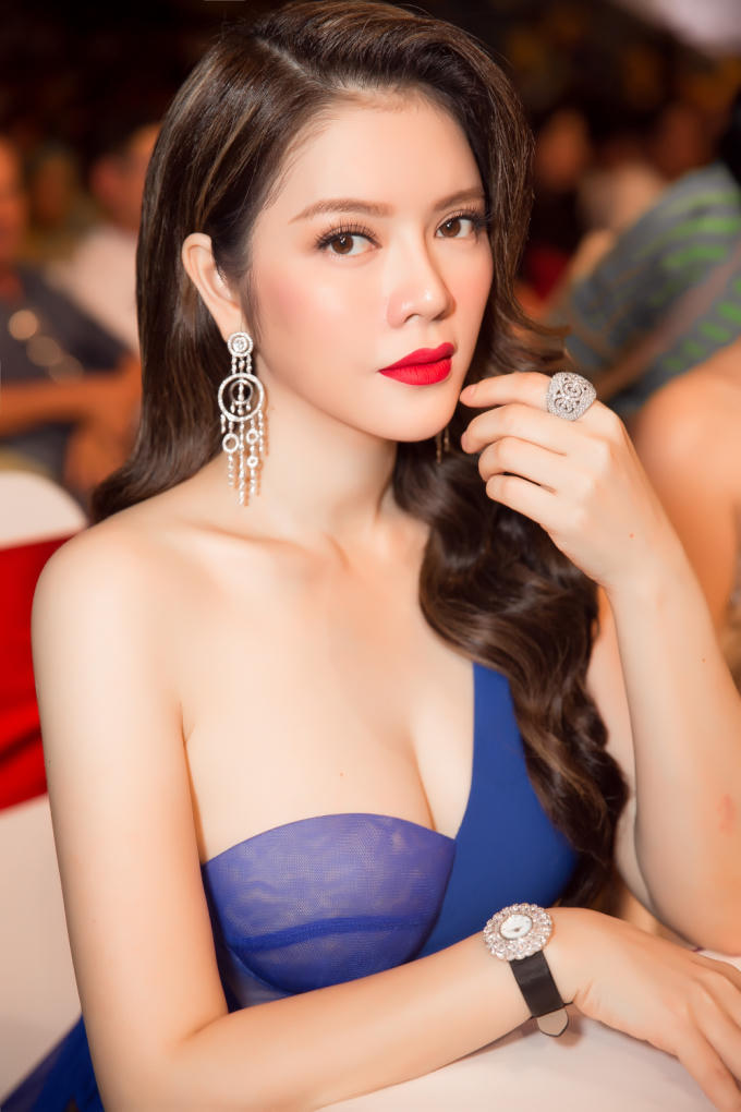 L&yacute; Nh&atilde; Kỳ: Hoa hậu Peru đăng quang kh&ocirc;ng g&acirc;y bất ngờ