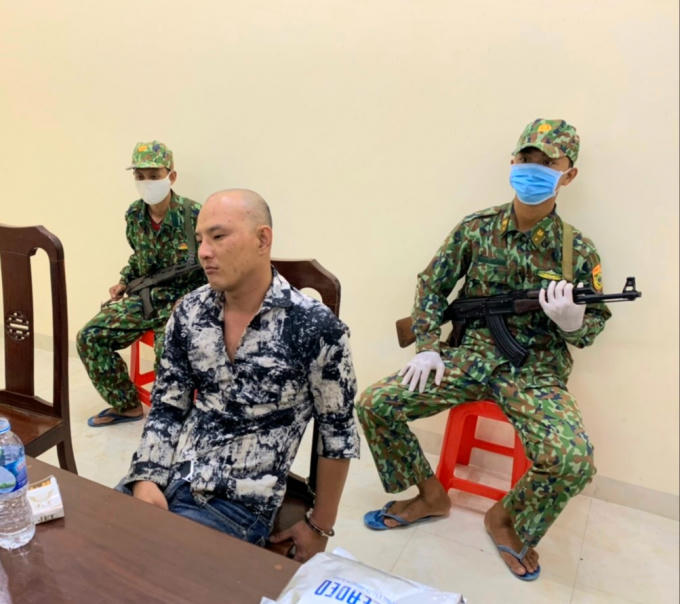 Trần Tuấn Khanh tại đồn biên phòng cửa khẩu Bình Hiệp.