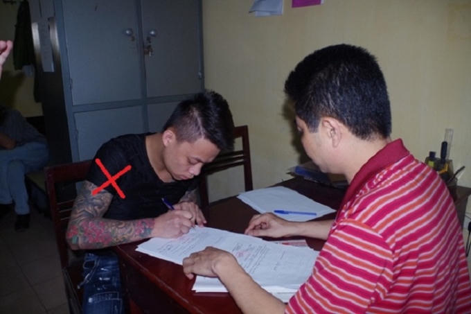 Đối tượng Nguyễn Minh Hoàng tại cơ quan công an. Ảnh: Công an tỉnh Hà Nam.