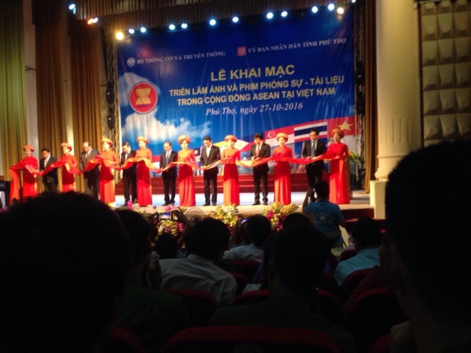 Phú Thọ: Triển lãm ảnh và phim phóng sự tài liệu về ASEAN năm 2016