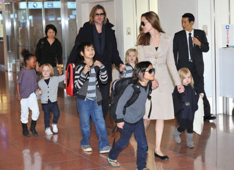 Angelina Jolie và Brad Pitt thuở còn mặn nồng