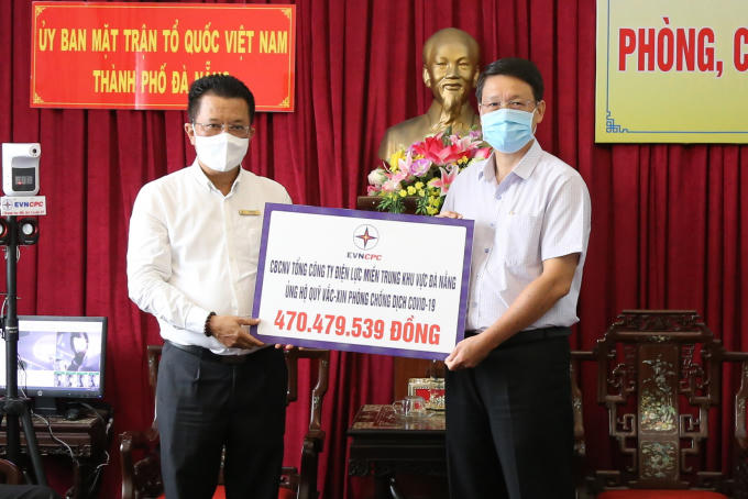 Ong-Cu-Trao-Bieu-Trung-Kinh-Phi-Covid
