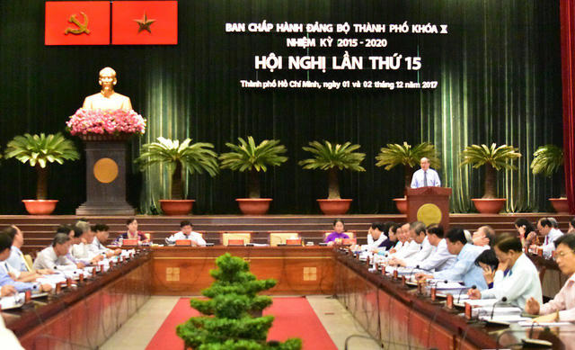 Bí thư Thành ủy TPHCM Nguyễn Thiện Nhân trăn trở vì hàng loạt cán bộ bị kỷ luật.
