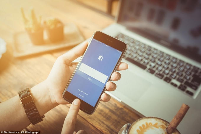 Canada có nhiều người truy cập Facebook nhất thế giới. (Ảnh: Dailymail)