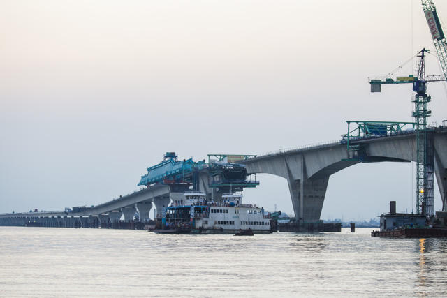 Cây cầu vượt biển dài nhất Đông Nam Á. (ảnh Trần Quốc Hiệp)