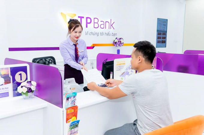 TPBank luôn chú trọng tới chất lượng chăm sóc khách hàng.