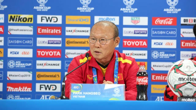 Ông cũng cho rằng đội tuyển Việt Nam thăng tiến chóng mặt vì vượt qua được nỗi sợ hãi