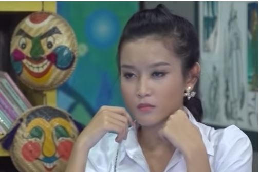Gương mặt "không hoàn hảo" của Huyền My khiến nhiều người "sốc".