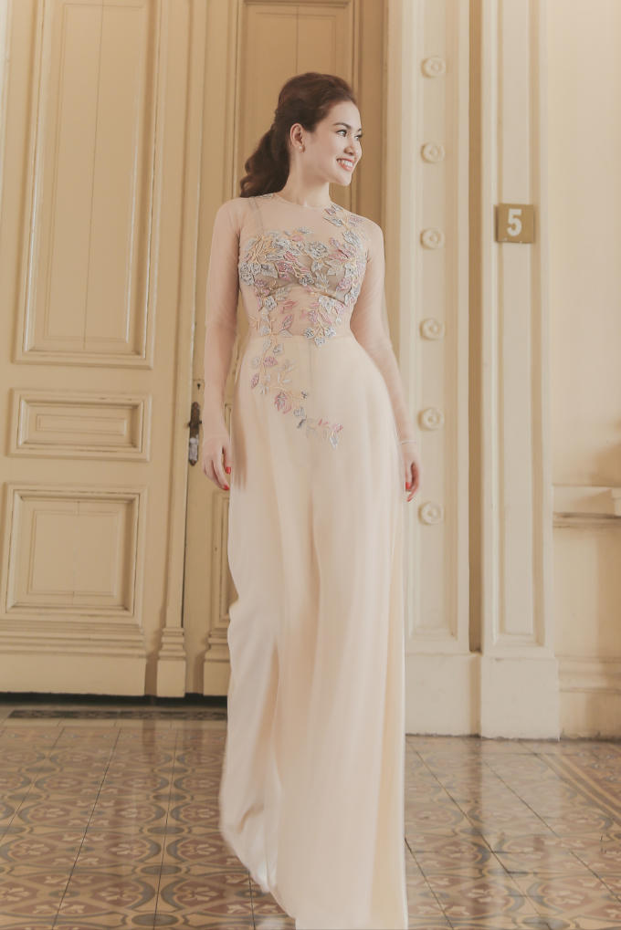 Ngẩn ngơ ngắm Hoa hậu Việt Nam Thế giới diện &aacute;o d&agrave;i truyền thống