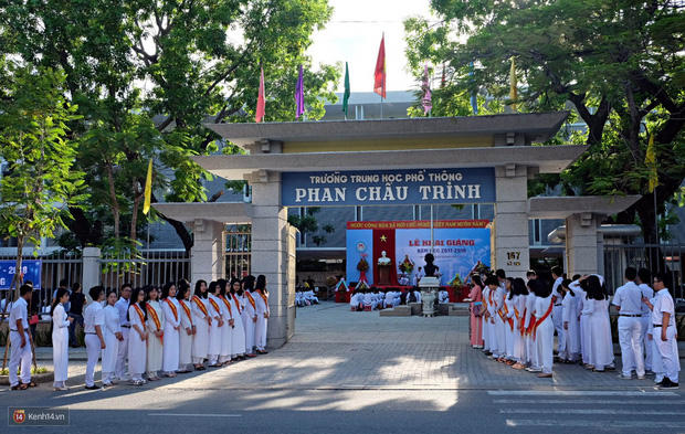 Học sinh khối 12 tại Đà Nẵng đi học trở lại từ ngày 2/3, còn lớp 1 đến lớp 11, trẻ mầm non nghỉ đến hết ngày 8/3.