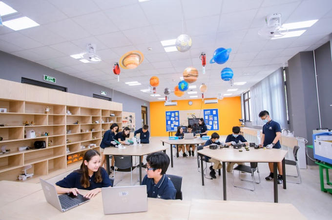 Kh&aacute;m ph&aacute; kh&ocirc;ng gian s&aacute;ng chế hiện đại của học sinh Vinschool