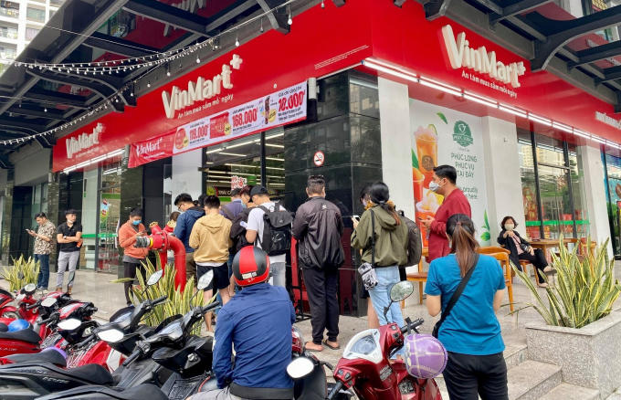 Với kết quả thử nghiệm thành công của 4 Kiosk Phúc Long tại TP HCM trong 3 tháng qua, hai bên tự tin sẽ hoàn thành mục tiêu 1.000 Kiosk Phúc Long trong 18-24 tháng tiếp theo.