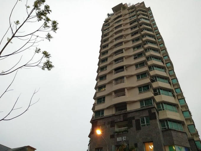 Tòa nhà N09B2 do Công ty cổ phần phát triển đô thị Từ Liêm là chủ đầu tư không đảm bảo an toàn PCCC theo công bố của cảnh sát PCCC Hà Nội.