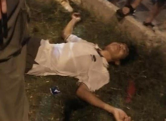 Bị điện giật bất tỉnh khi chơi đu quay cùng con ở công viên