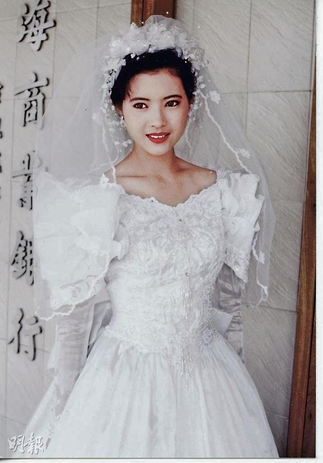 Lam Khiết Anh sinh năm 1963, từng là diễn viên nổi tiếng của Hong Kong.