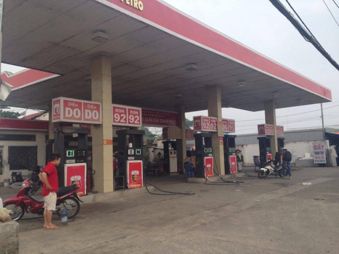 Ghị nhận sáng ngày 22/9 cây xăng Thanh Phúc vẫn đang hoạt động coi thường tính mạng người dân.