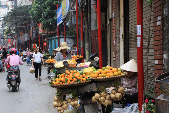 Chủ tịch UBND phường Mỹ Đình 1 Nguyễn Sỹ Thắng cho biết: “Để thực hiện được Đề án đòi hỏi sự vào cuộc đồng bộ của toàn hệ thống chính trị phường và nhân dân trên địa bàn. Ngoài ra, việc xây dựng những tuyến phố văn minh đô thị cũng tạo ra sức hút lớn với các nhà đầu tư dài hạn. Một môi trường văn minh, xanh sạch đẹp góp phần tạo dựng hình ảnh phường Mỹ Đình 1 nói chung, khu dân cư Đình Thôn nói riêng thành một nơi đáng sống, đáng làm việc”.