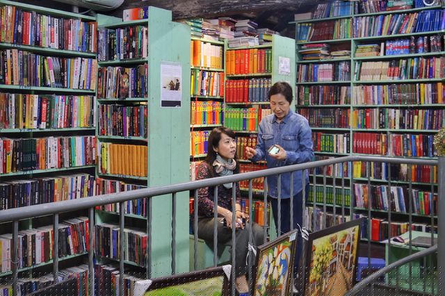 Trải qua gần 30 năm, Nhà Sách Mão vẫn luôn là địa chỉ quen thuộc cho độc giả yêu sách gần xa và là nơi “giữ lửa” cho văn hóa đọc.