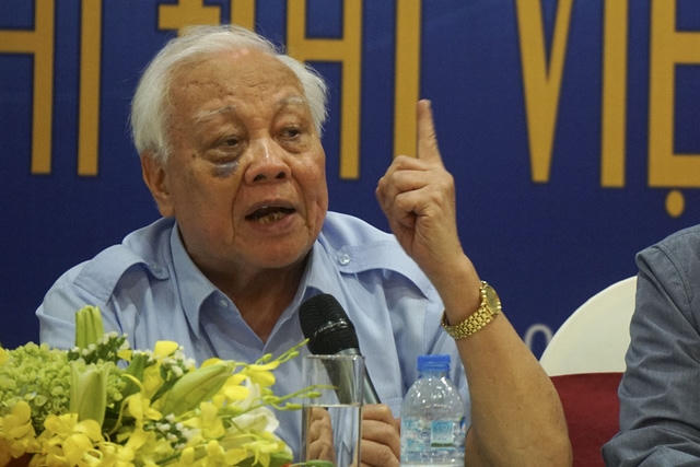 GS.VS Nguyễn Văn Hiệu bức xúc nói về những tồn tại trong lĩnh vực môi trường.