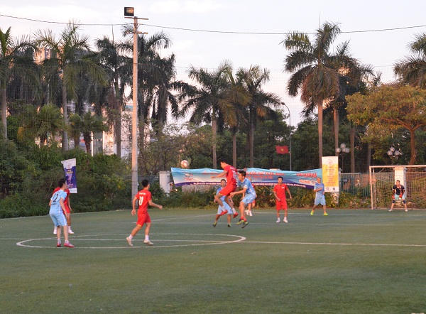 Những pha bóng bổng ấn tượng...