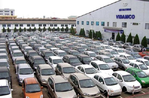 Tính đến hết tháng 4/2016, lượng xe ô tô nguyên chiếc cả nước nhập về là hơn 29 nghìn chiếc. Ảnh: Internet.