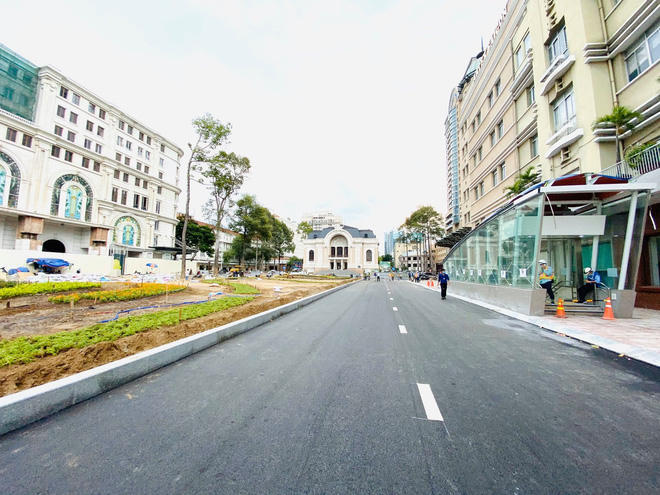 Cận cảnh những hình ảnh bên trong ga ngầm Nhà hát Thành phố của tuyến Metro Bến Thành - Suối Tiên - Ảnh 2.