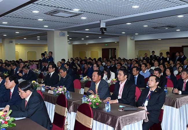 Đại diện cộng đồng người Việt tại Nga dự buổi gặp mặt với Thủ tướng. Ảnh: VGP.
