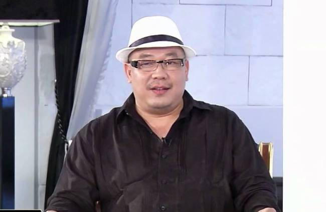 Theo doanh nhân này, "ngay bây giờ và thời gian tới đây, thương hiệu Khaisilk sẽ bị khủng hoảng, và có thể phải khó khăn trong một thời gian".