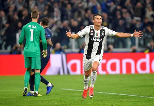Cristiano Ronaldo ăn mừng khi ghi bàn vào lưới MU. (Ảnh: Getty)