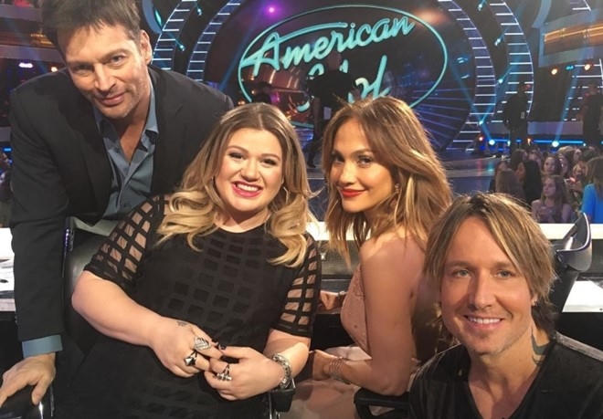 American Idol chấm dứt sau 15 mùa giải.