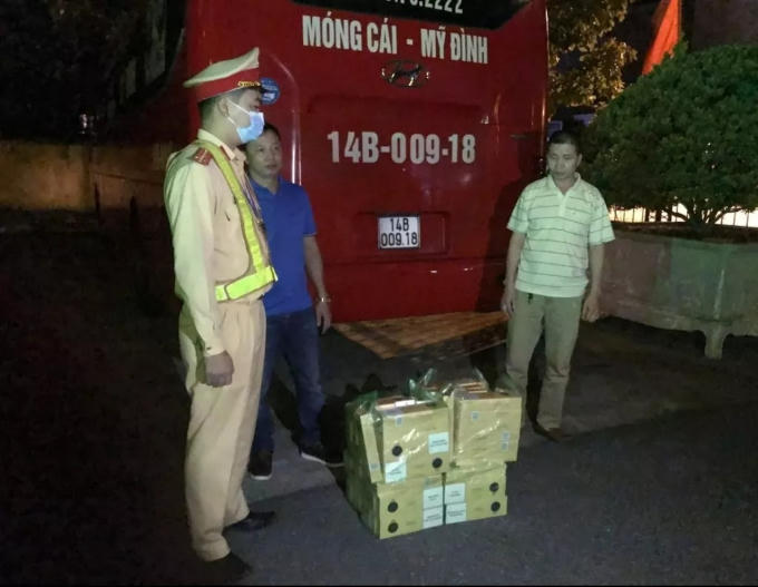 CSGT liên tiếp phát hiện bắt giữ hàng hóa nhập lậu không nguồn gốc