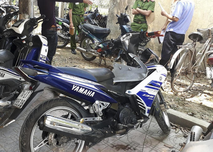 Chiếc xe đối tượng Chiến điều khiển và gây tai nạn.