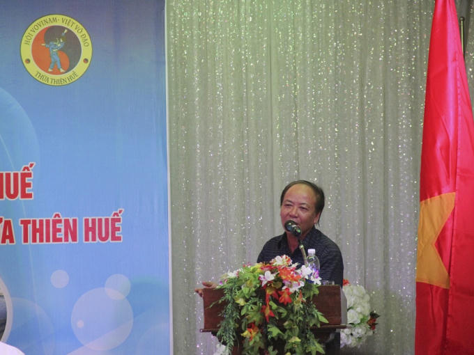 Đại diện Sở Văn hóa và Thể thao tỉnh Thừa Thiên - Huế phát biểu, chia sẻ về chặng đường mà bộ môn VOVINAM tỉnh nhà đã đi qua.