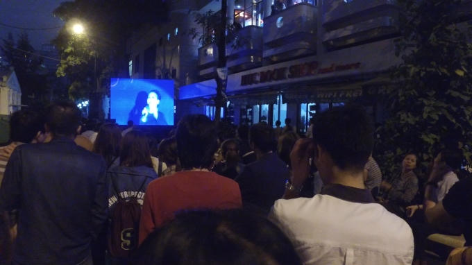 Kh&aacute;nh Ly hết m&igrave;nh trong