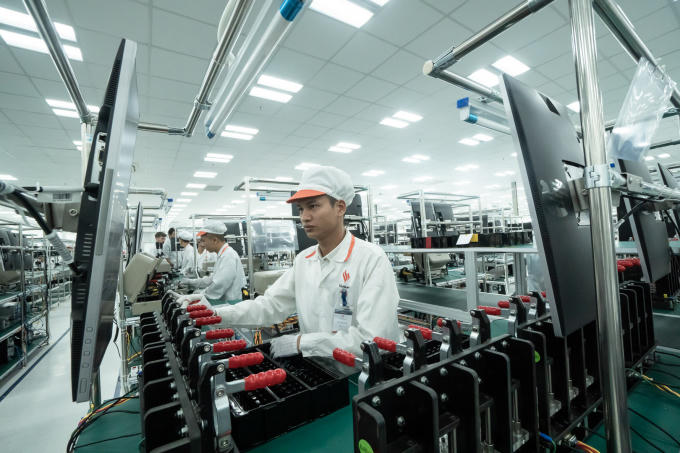 Các phần mềm kiểm tra tự động được cung cấp bởi đối tác Qualcomm - hãng sản xuất vi xử lý điện thoại số 1 thế giới
