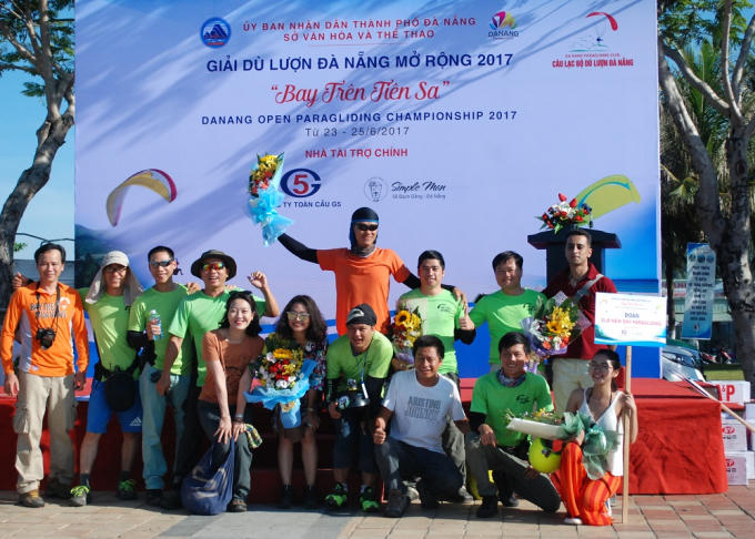 Gần 100 vận động viên trong ngoài nước tham dự giải.