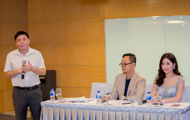 BTC Hoa hậu Đại dương và Lê Âu Ngân Anh cùng luật sư gặp gỡ báo chí chiều ngày 15/11.