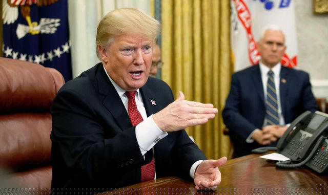 Tổng thống Trump đã tăng thuế quan đối với hàng hóa Trung Quốc (Ảnh: Reuters)