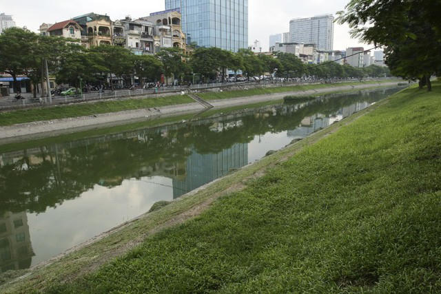 Các nhà khoa học mong muốn sông Tô Lịch được trong xanh như trước đây