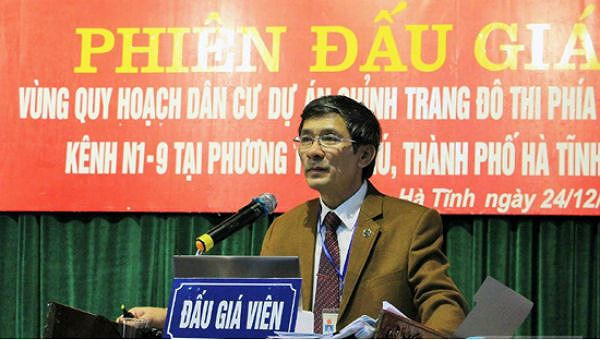 Anh8.