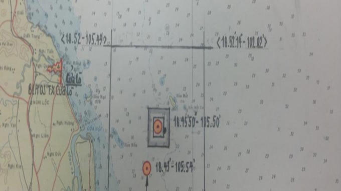 Khoanh vùng biển tìm kiếm máy bay Su-30MK2 và phi công còn lại đang mất tích (Ảnh Phan Hậu).
