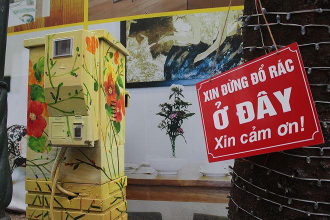Trước đó (tháng 2/2018), hoạt động vẽ tranh lên các tủ điện đã được thực hiện thí điểm trên tuyến phố Phan Chu Trinh – Lý Thường Kiệt và nhận được sự ủng hộ của người dân