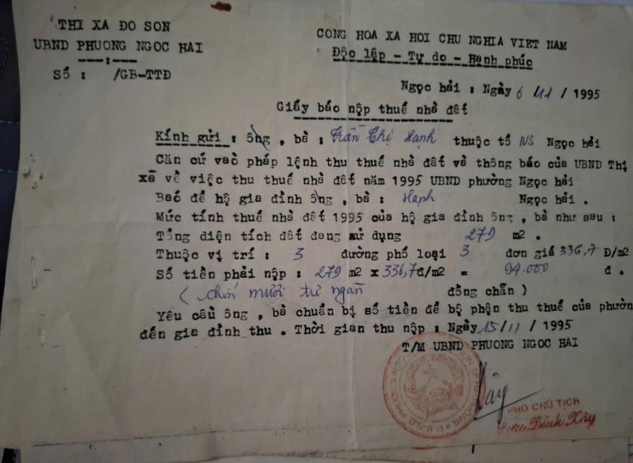 Thông báo nộp thuế nhà đất của UBND phường Ngọc Hải (cũ) năm 1995. Ảnh gia đình cung cấp