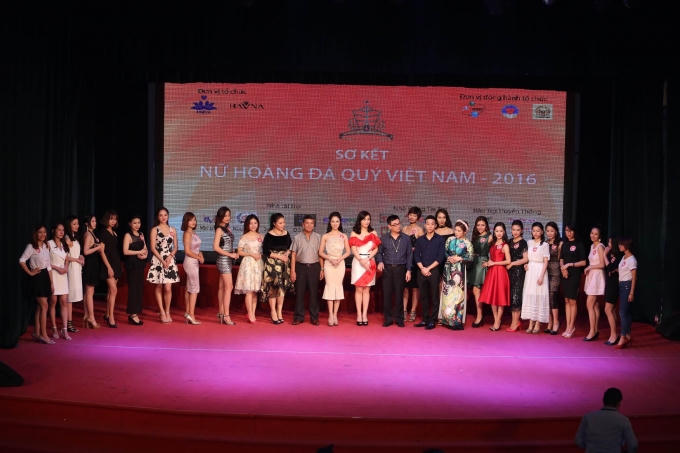 Cuộc thi được nhiều người mong chờ bởi lần đầu tiên trong lịch sử các cuộc thi sắc đẹp có danh hiệu "Nữ vương".